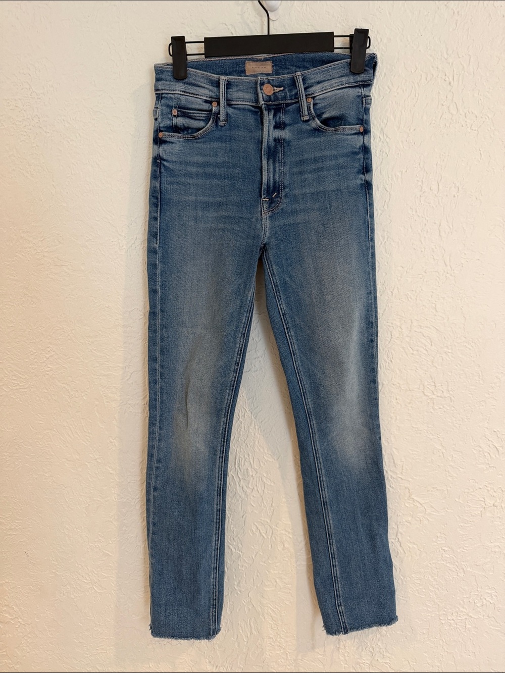 MOTHER Blue Skinny Jeans with Subtle Fade mid rise dazzler ankle fray size 23